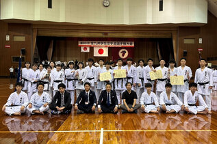 全九州学生空手道選手権大会において、9名が全国への出場権を獲得！！